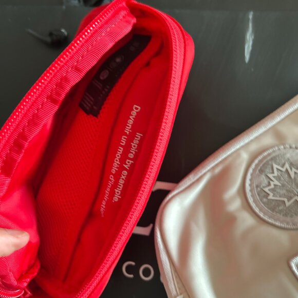 NEW. Lululemon Mini-Belt: Off White - Picture 9 of 12